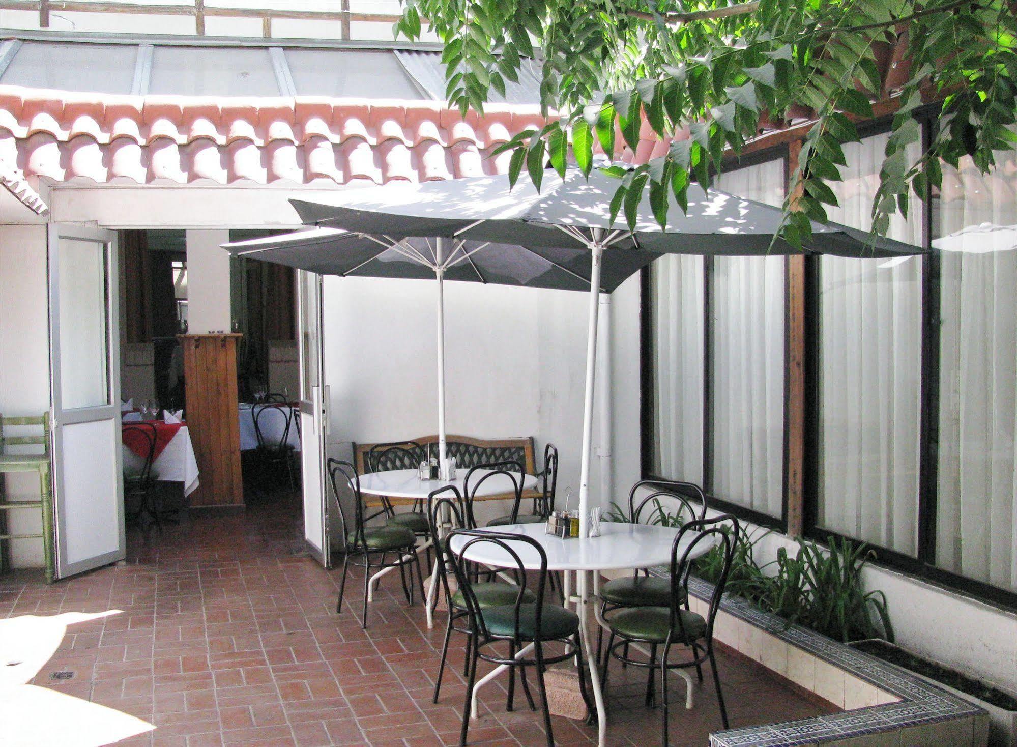 Hotel Baleares Santiago Buitenkant foto
